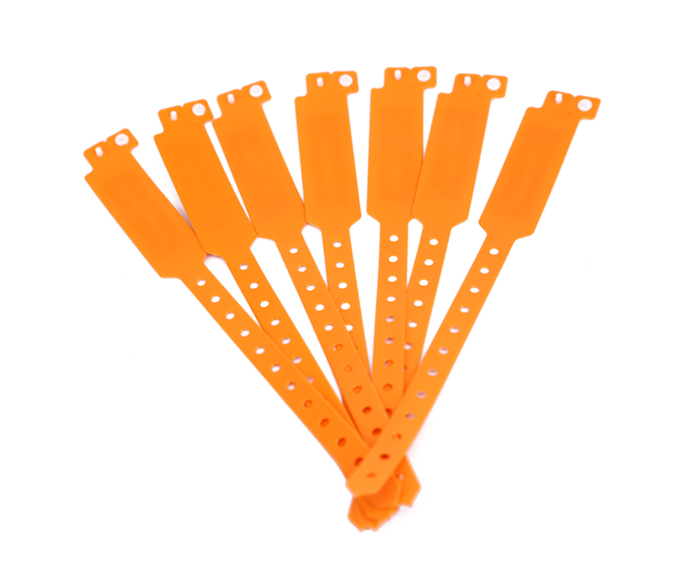 13.56MHz HF Disposable Softer PVC MIFARE 1K RFID Wristband