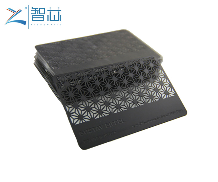 Anodized Black Matt Stylish Metal Card With Die-cutting Pattern 